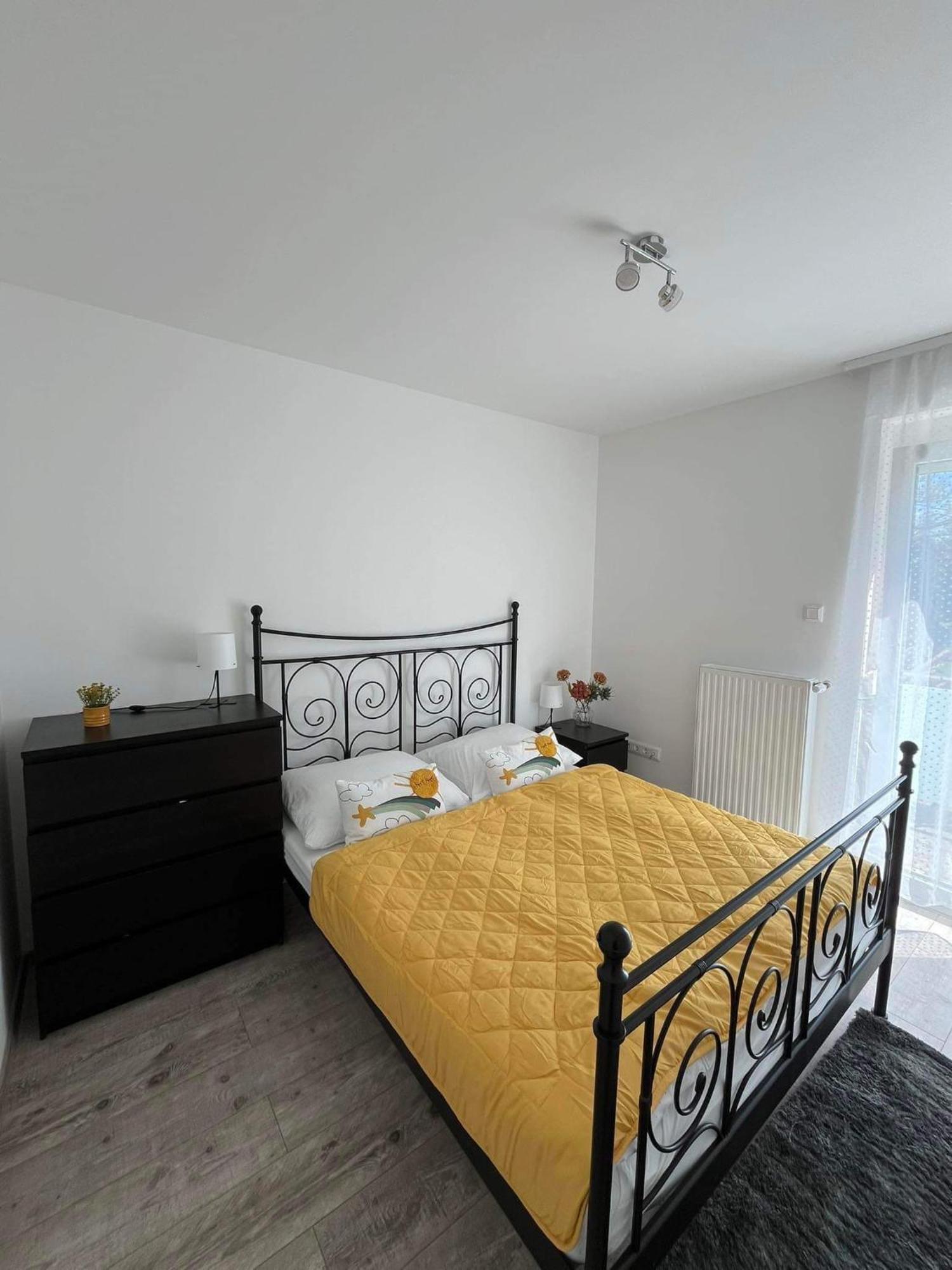 Ada Apartman Σόπρον Εξωτερικό φωτογραφία